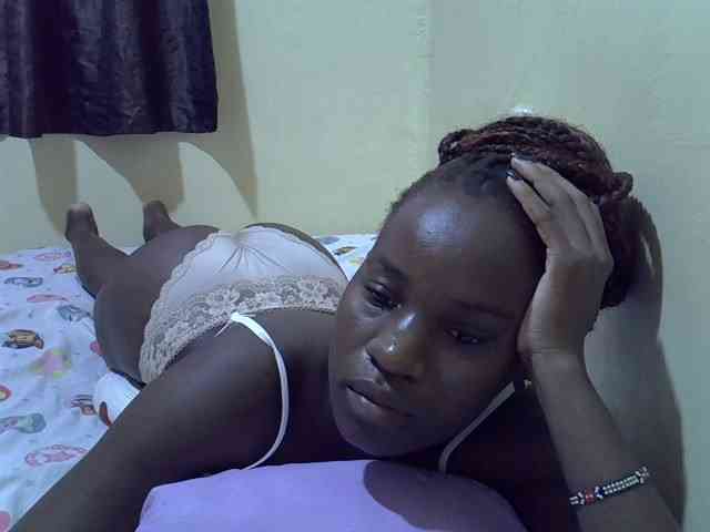 sexxy-maya1 webcam
