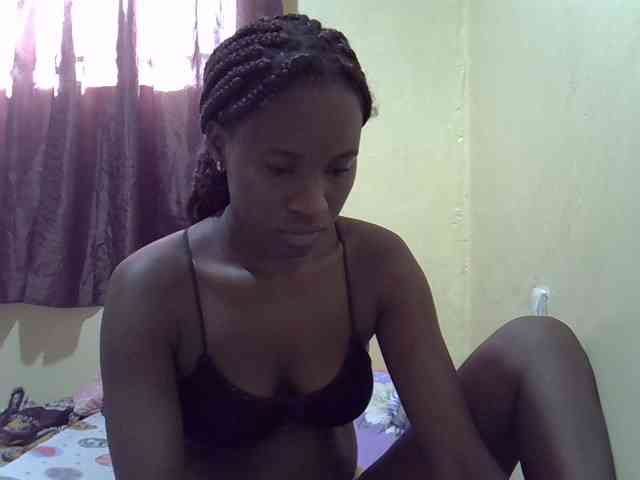 sexxy-maya1 webcam