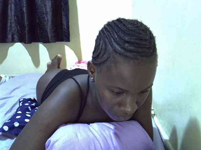 sexxy-maya1 webcam