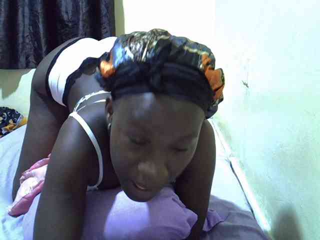 sexxy-maya1 webcam