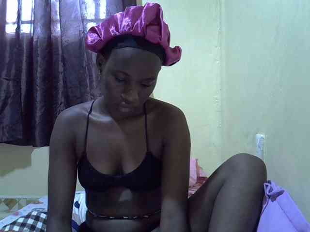 sexxy-maya1 webcam