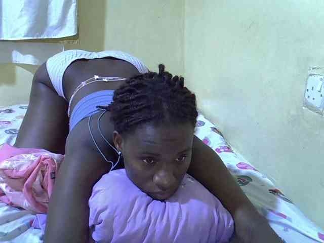 sexxy-maya1 webcam