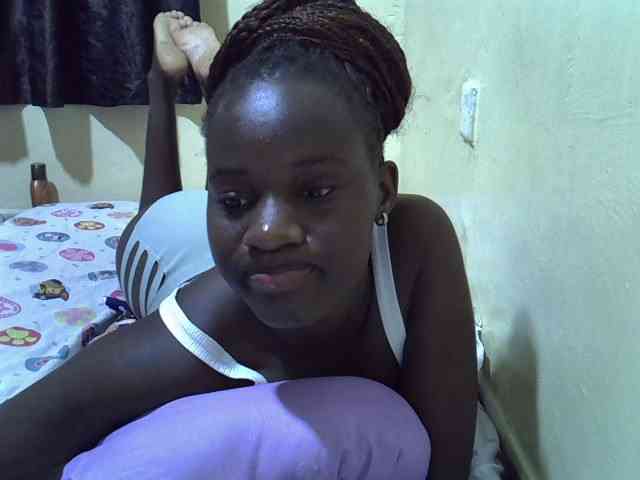 sexxy-maya1 webcam