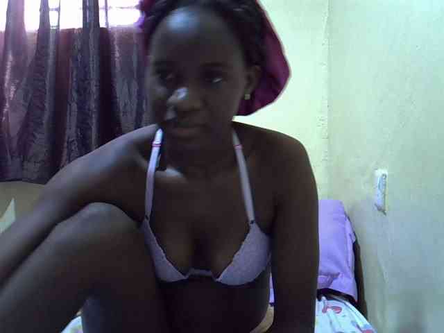 sexxy-maya1 webcam