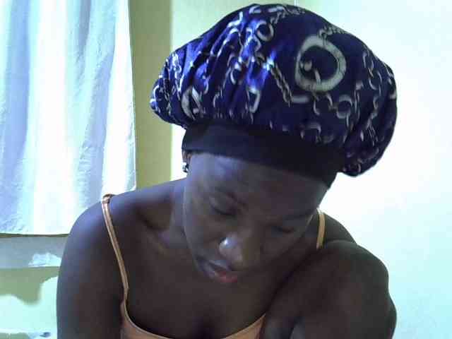 sexxy-maya1 webcam