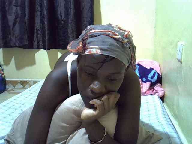 sexxy-maya1 webcam