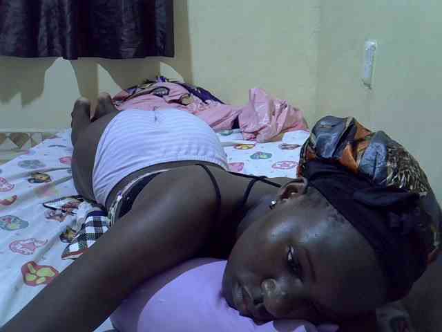 sexxy-maya1 webcam
