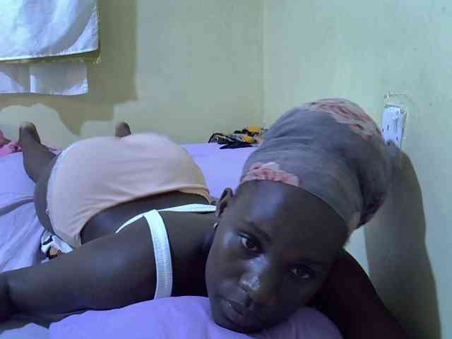 sexxy-maya1 webcam