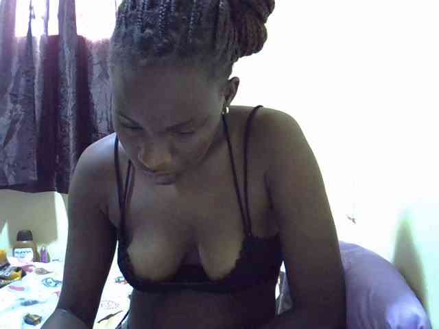 sexxy-maya1 webcam
