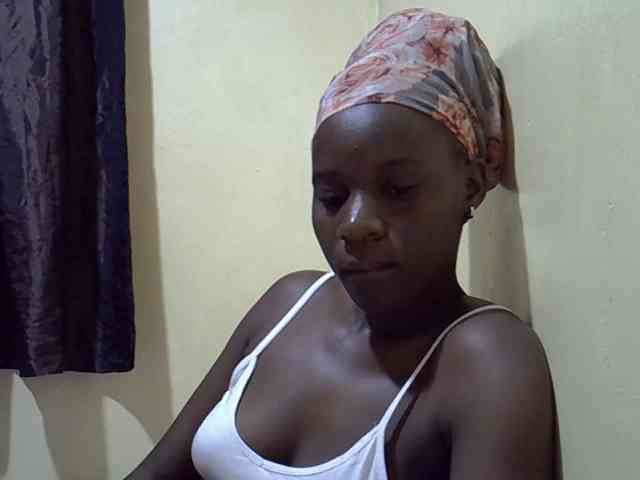 sexxy-maya1 webcam