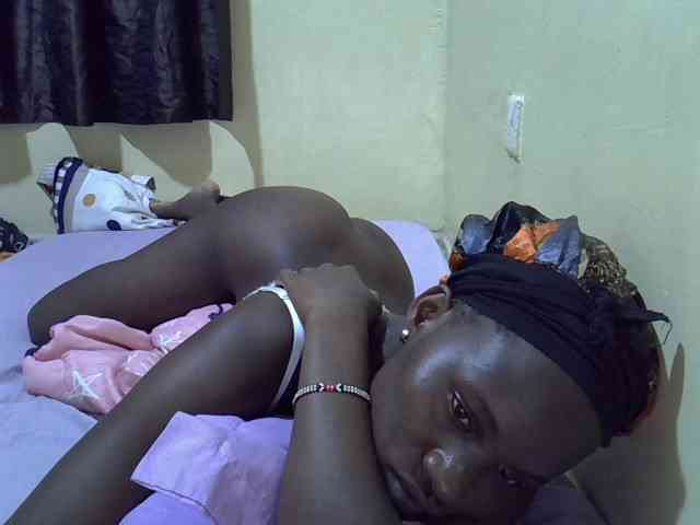 sexxy-maya1 webcam