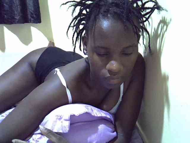 sexxy-maya1 webcam