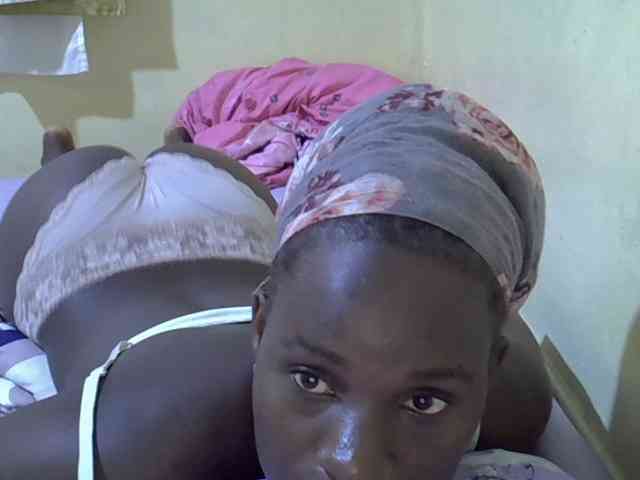 sexxy-maya1 webcam