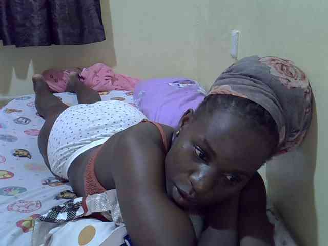 sexxy-maya1 webcam