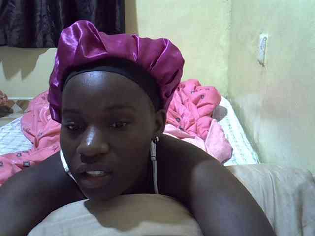 sexxy-maya1 webcam