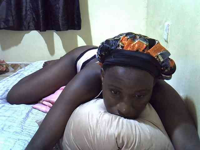 sexxy-maya1 webcam