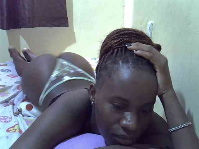 sexxy-maya1 webcam