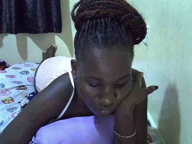 sexxy-maya1 webcam