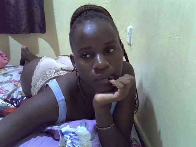 sexxy-maya1 webcam