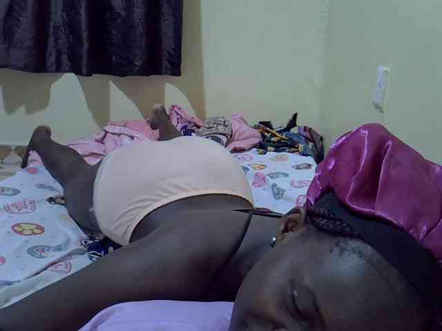 sexxy-maya1 webcam