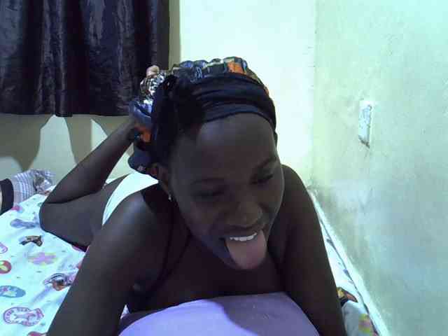sexxy-maya1 webcam