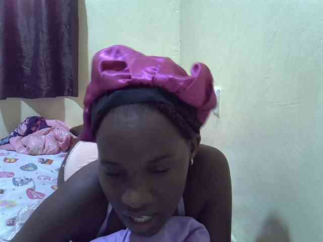 sexxy-maya1 webcam