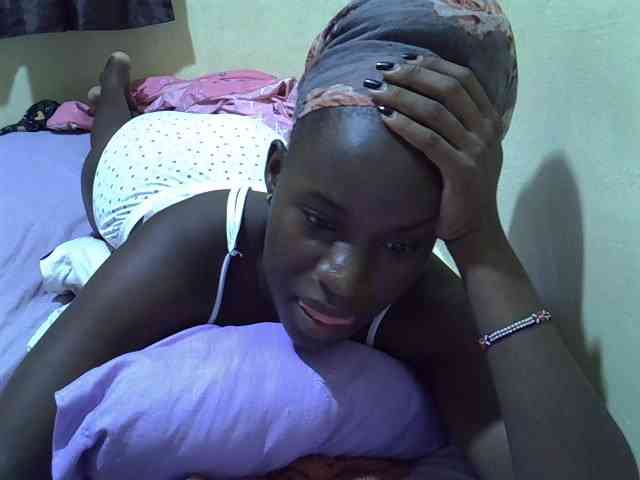 sexxy-maya1 webcam