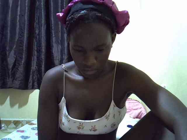 sexxy-maya1 webcam