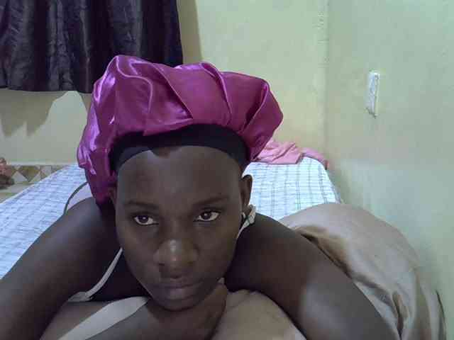 sexxy-maya1 webcam