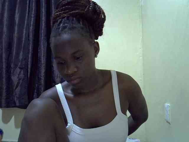 sexxy-maya1 webcam
