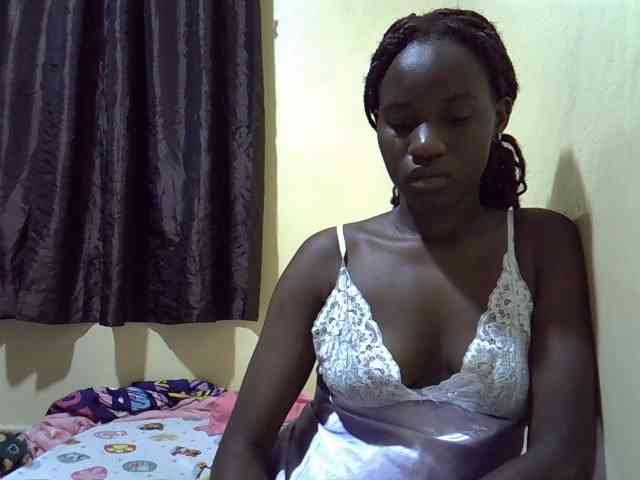 sexxy-maya1 webcam