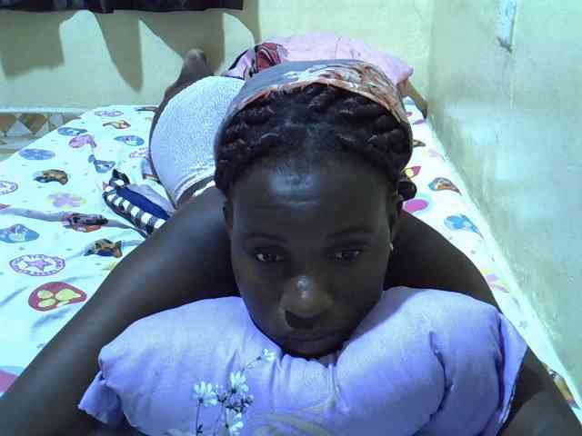 sexxy-maya1 webcam