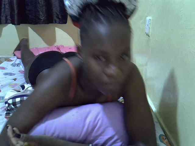sexxy-maya1 webcam