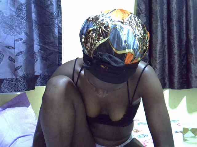 sexxy-maya1 webcam