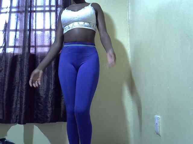 sexxy-maya1 webcam