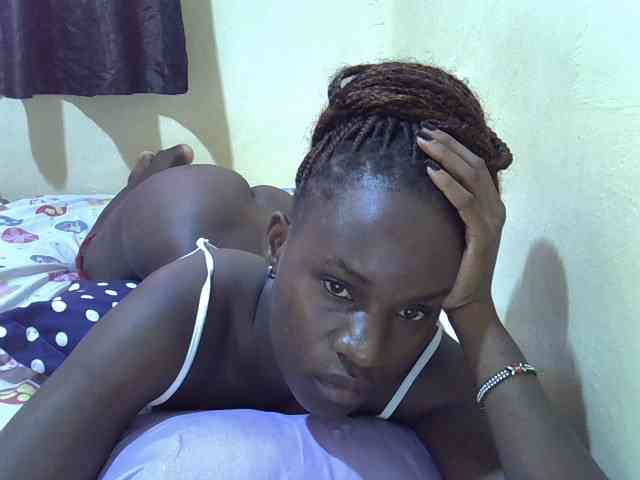 sexxy-maya1 webcam