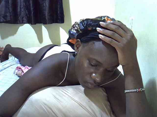 sexxy-maya1 webcam