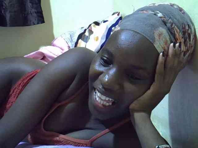 sexxy-maya1 webcam
