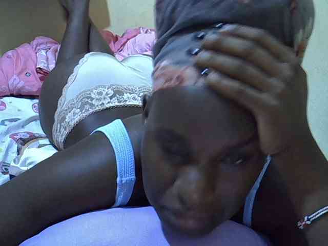 sexxy-maya1 webcam