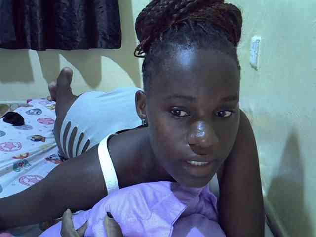 sexxy-maya1 webcam