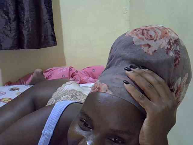 sexxy-maya1 webcam