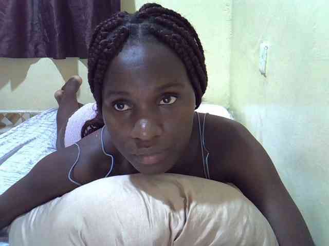 sexxy-maya1 webcam