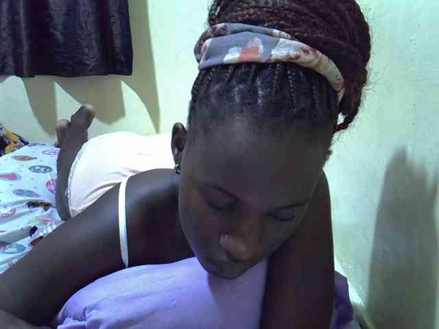 sexxy-maya1 webcam