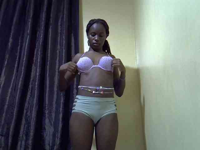 sexxy-maya1 webcam