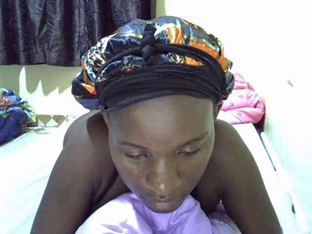 sexxy-maya1 webcam