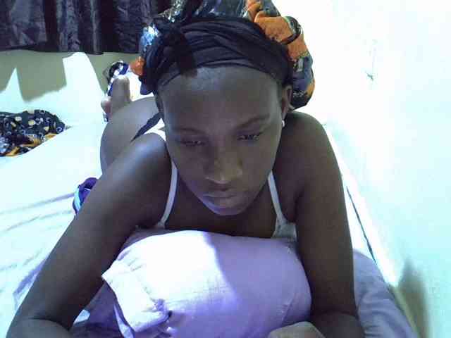 sexxy-maya1 webcam