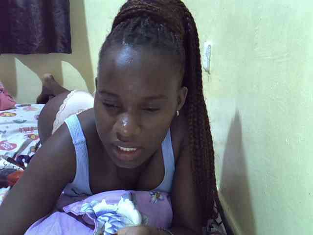 sexxy-maya1 webcam