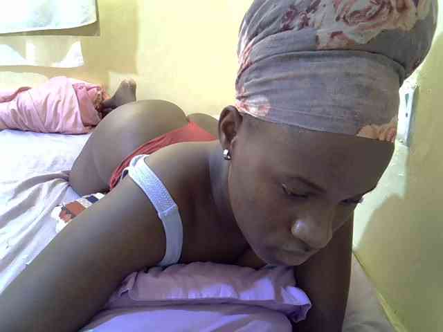 sexxy-maya1 webcam