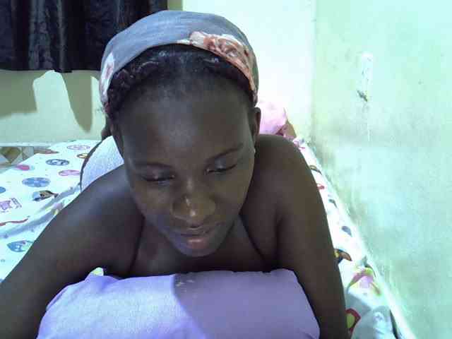 sexxy-maya1 webcam