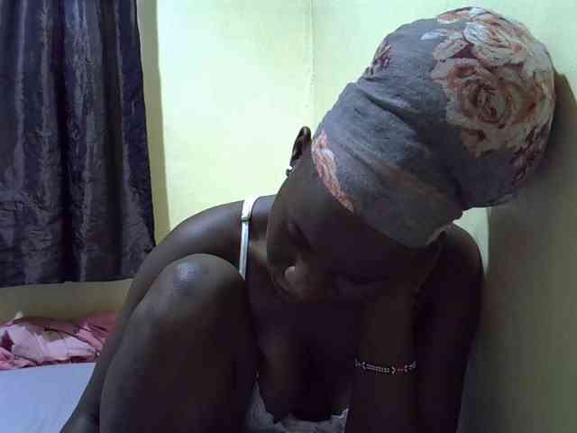 sexxy-maya1 webcam